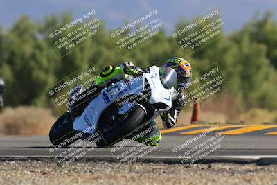 media/Nov-06-2022-SoCal Trackdays (Sun) [[208d2ccc26]]/Turn 7 Set 2 (1050am)/